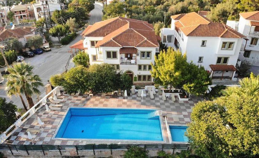 Zaneta Hotel & Apartments Нео Кліма Екстер'єр фото
