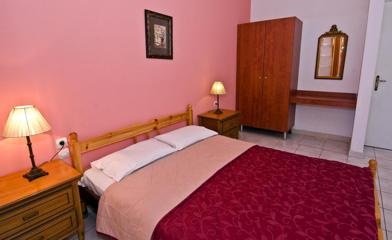 Zaneta Hotel & Apartments Нео Кліма Екстер'єр фото