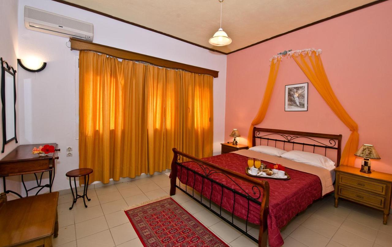 Zaneta Hotel & Apartments Нео Кліма Екстер'єр фото