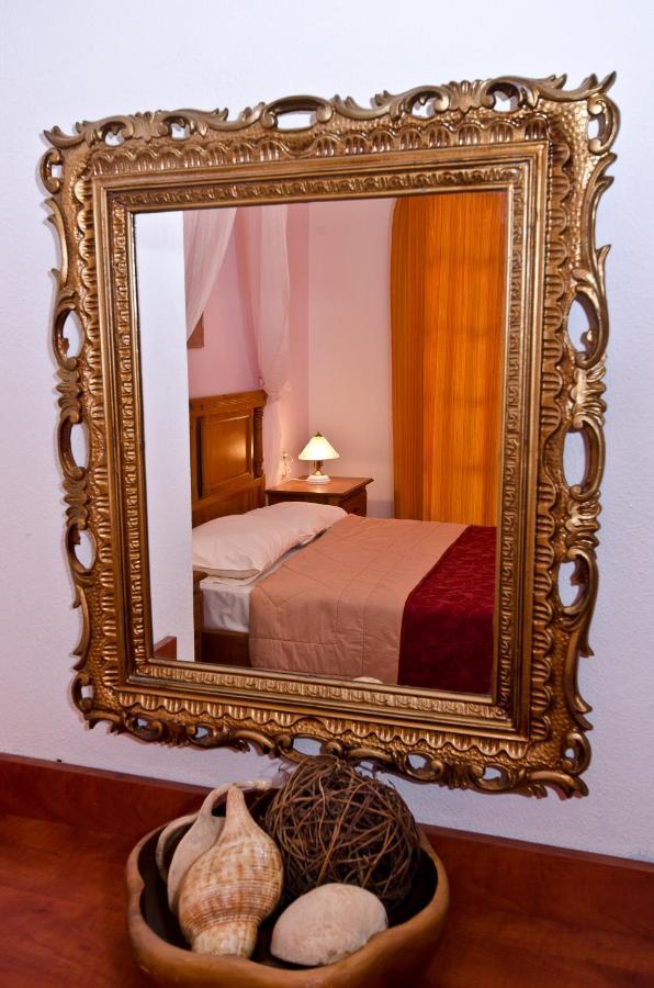Zaneta Hotel & Apartments Нео Кліма Екстер'єр фото