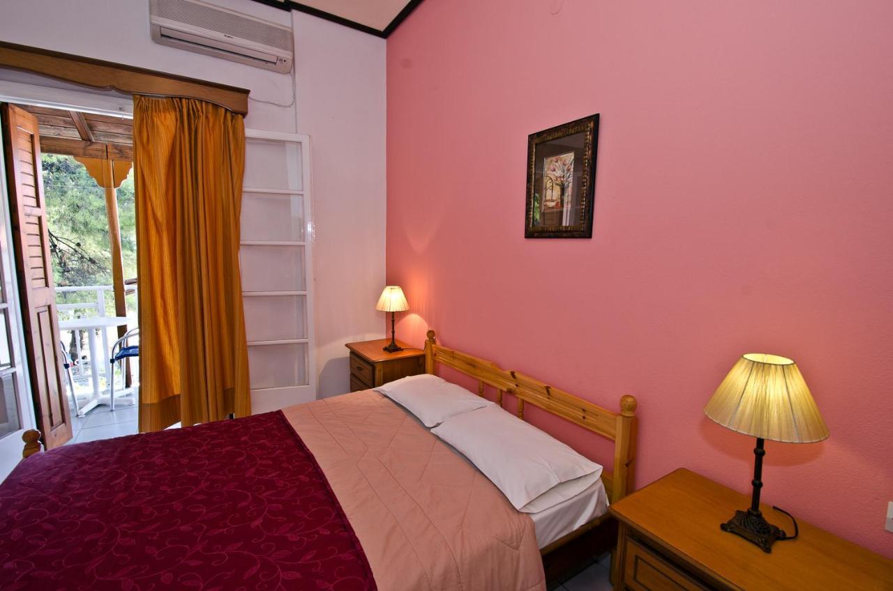 Zaneta Hotel & Apartments Нео Кліма Екстер'єр фото